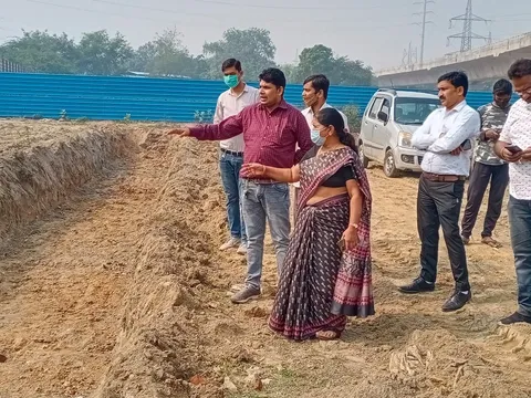 छठ पर्व हेतु लाइट व्यवस्था के लिए स्थल निरीक्षण — 5