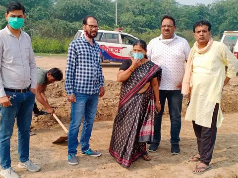छठ पर्व हेतु लाइट व्यवस्था के लिए स्थल निरीक्षण — 9