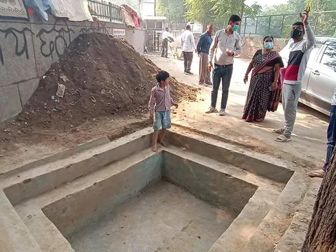 छठ पर्व हेतु लाइट व्यवस्था के लिए स्थल निरीक्षण — 13