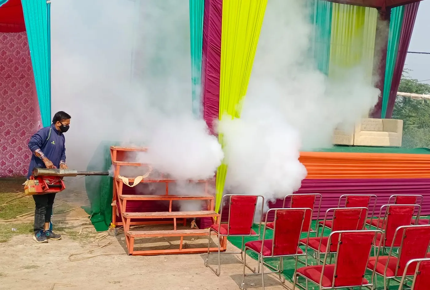 वार्ड के घाटों पर एंटी मलेरिया फॉगिंग — तस्वीर 19 में से 19