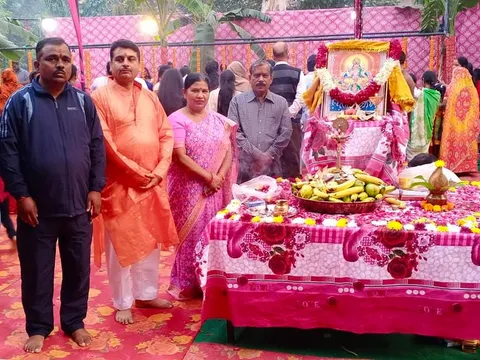 वार्ड के घाटों पर छठ पर्व की धूमधाम से पूजा — 12