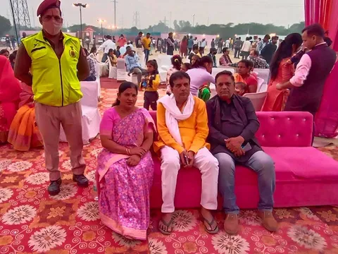 वार्ड के घाटों पर छठ पर्व की धूमधाम से पूजा — 24
