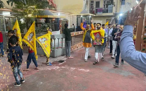 अंगूरी मंदिर, किलोकरी से कार्तिक नाहन शोभा यात्रा