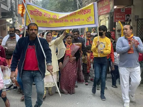 अंगूरी मंदिर, किलोकरी से कार्तिक नाहन शोभा यात्रा — 16