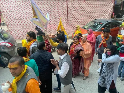 अंगूरी मंदिर, किलोकरी से कार्तिक नाहन शोभा यात्रा — 17