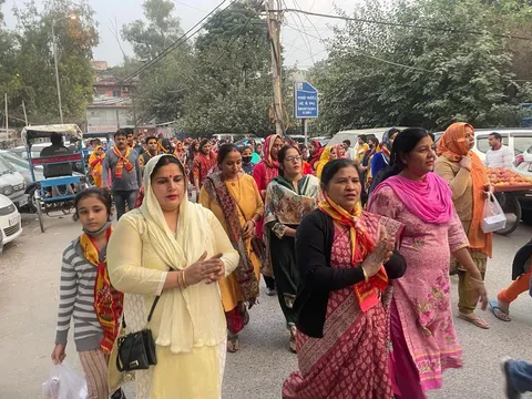 अंगूरी मंदिर, किलोकरी से कार्तिक नाहन शोभा यात्रा — 22