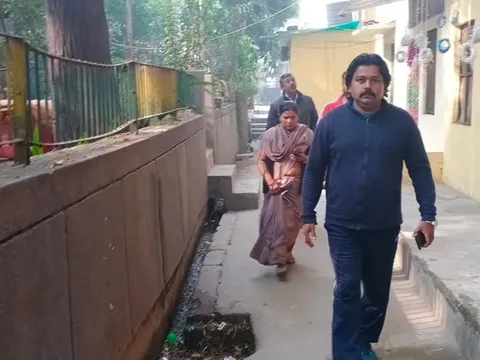 सराय काले खां डीडीए फ्लैट का निरीक्षण — 3