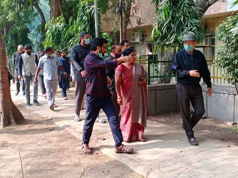 सिद्धार्थ एक्सटेंशन पॉकेट C (पोर्टा कैबिन) का निरीक्षण — 12