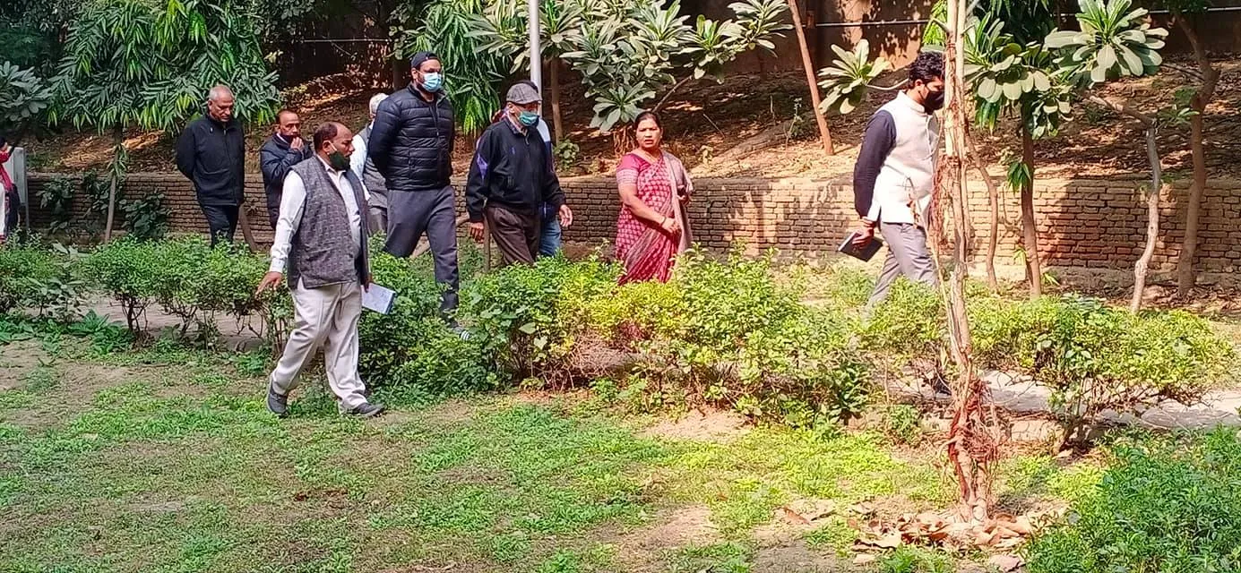 सिद्धार्थ एक्सटेंशन पॉकेट C (पोर्टा कैबिन) का निरीक्षण — तस्वीर 14 में से 20