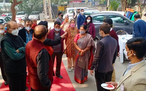 सिद्धार्थ एक्सटेंशन पॉकेट B में स्वास्थ्य जांच शिविर