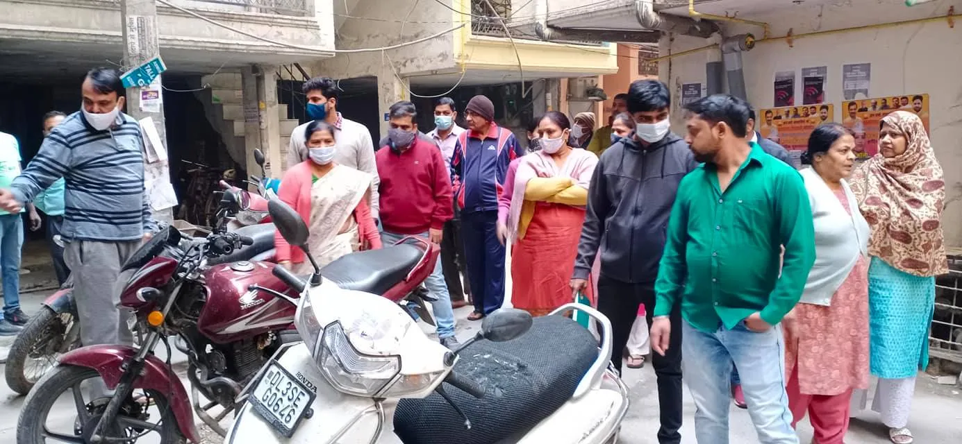 सनलाइट कॉलोनी नं 2 की बगीची का निरीक्षण — तस्वीर 6 में से 11