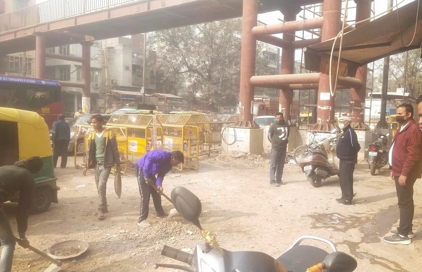 जैन गली आश्रम की ओर से सफाई व लाइट व्यवस्था हेतु आभार — तस्वीर 2 में से 5