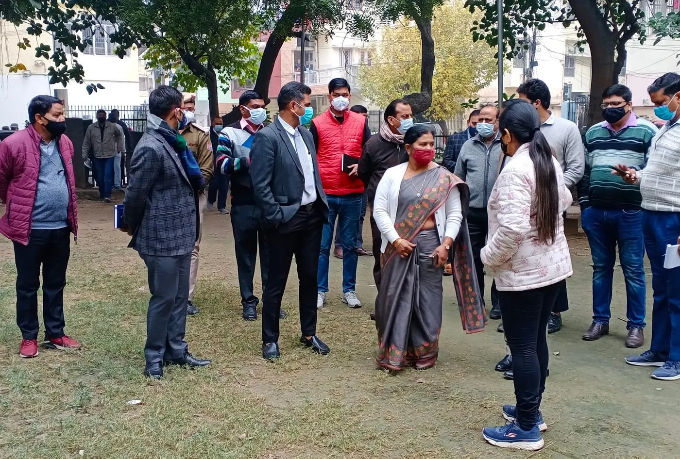सिद्धार्थ एक्सटेंशन पॉकेट C के विभिन्न पार्कों का निरीक्षण — तस्वीर 8 में से 25