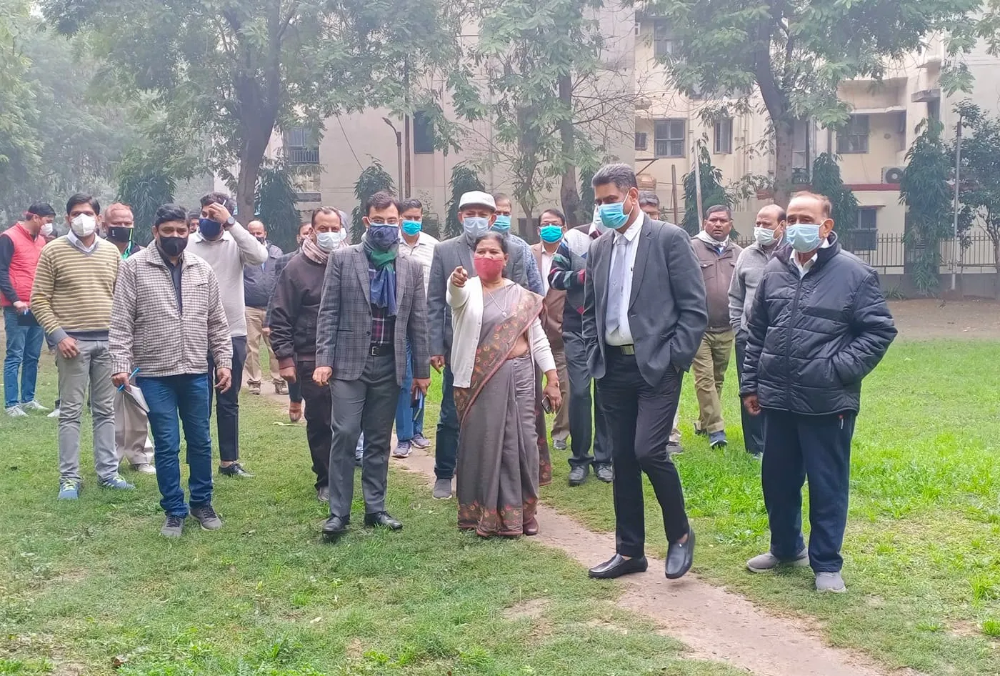 सिद्धार्थ एक्सटेंशन पॉकेट C के विभिन्न पार्कों का निरीक्षण — तस्वीर 10 में से 25