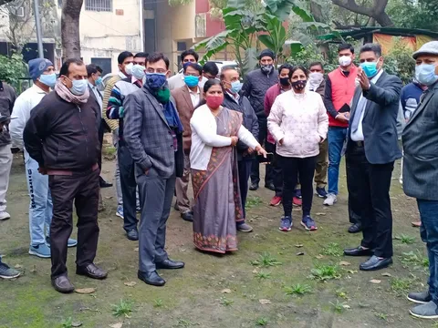 सिद्धार्थ एक्सटेंशन पॉकेट C के विभिन्न पार्कों का निरीक्षण — 12