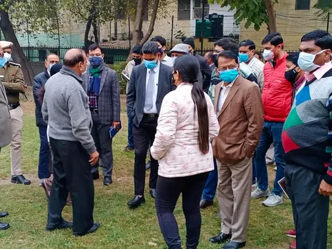 सिद्धार्थ एक्सटेंशन पॉकेट C के विभिन्न पार्कों का निरीक्षण — 14