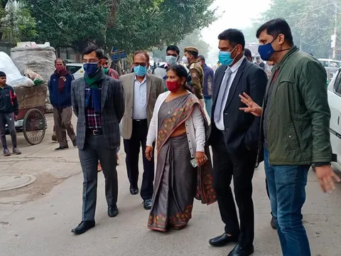 सिद्धार्थ एक्सटेंशन पॉकेट C के विभिन्न पार्कों का निरीक्षण — 22