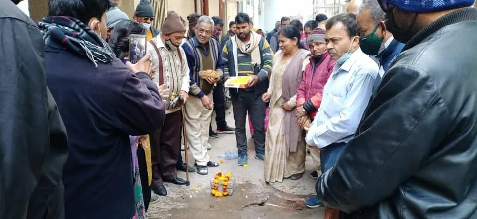 सनलाइट कॉलोनी नं 2 में गलियों के नवनिर्माण कार्य का उद्घाटन — तस्वीर 7 में से 14