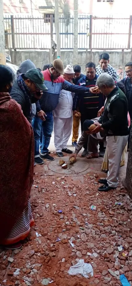 सराय काले खां रेलवे लाइन के पास गली के नवनिर्माण कार्य का उद्घाटन — तस्वीर 2 में से 14