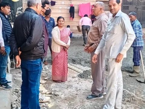 किलोकरी में पंजाबी चौपाल के पास गलियों के नवनिर्माण कार्य का शुभारंभ — 5