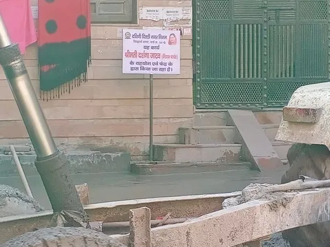 किलोकरी में पंजाबी चौपाल के पास गलियों के नवनिर्माण कार्य का शुभारंभ — 8