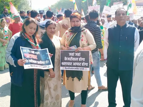 मुख्यमंत्री निवास पर भ्रष्टाचार के विरोध में प्रदर्शन — 8