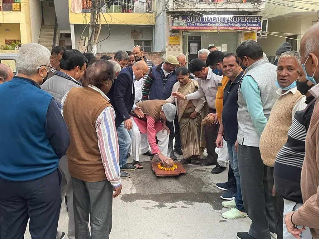 सनलाइट कॉलोनी नं. II (80 गज) में नई सड़क का उद्घाटन — तस्वीर 11 में से 20