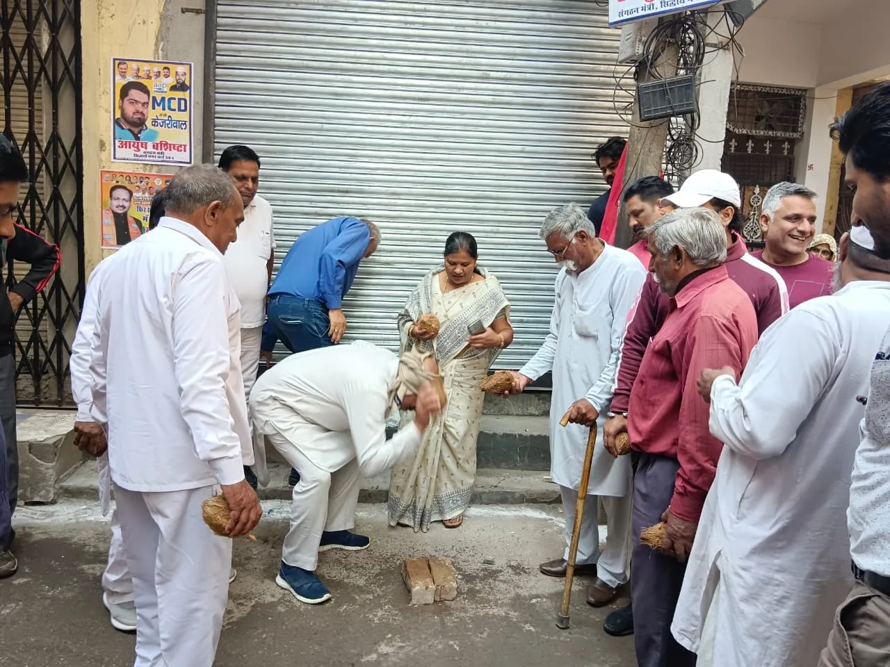 सराय काले खां व किलोकरी गांव में नई सड़क का उद्घाटन — तस्वीर 8 में से 16