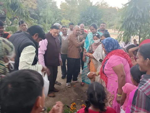 अंबेडकर पार्क में नई स्ट्रीट लाइट का उद्घाटन — 7