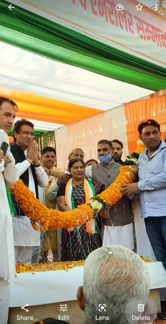 पटपड़गंज जिला कार्यकर्ता सम्मेलन एवं सदस्यता एनरोलर्स सम्मान समारोह — तस्वीर 6 में से 13
