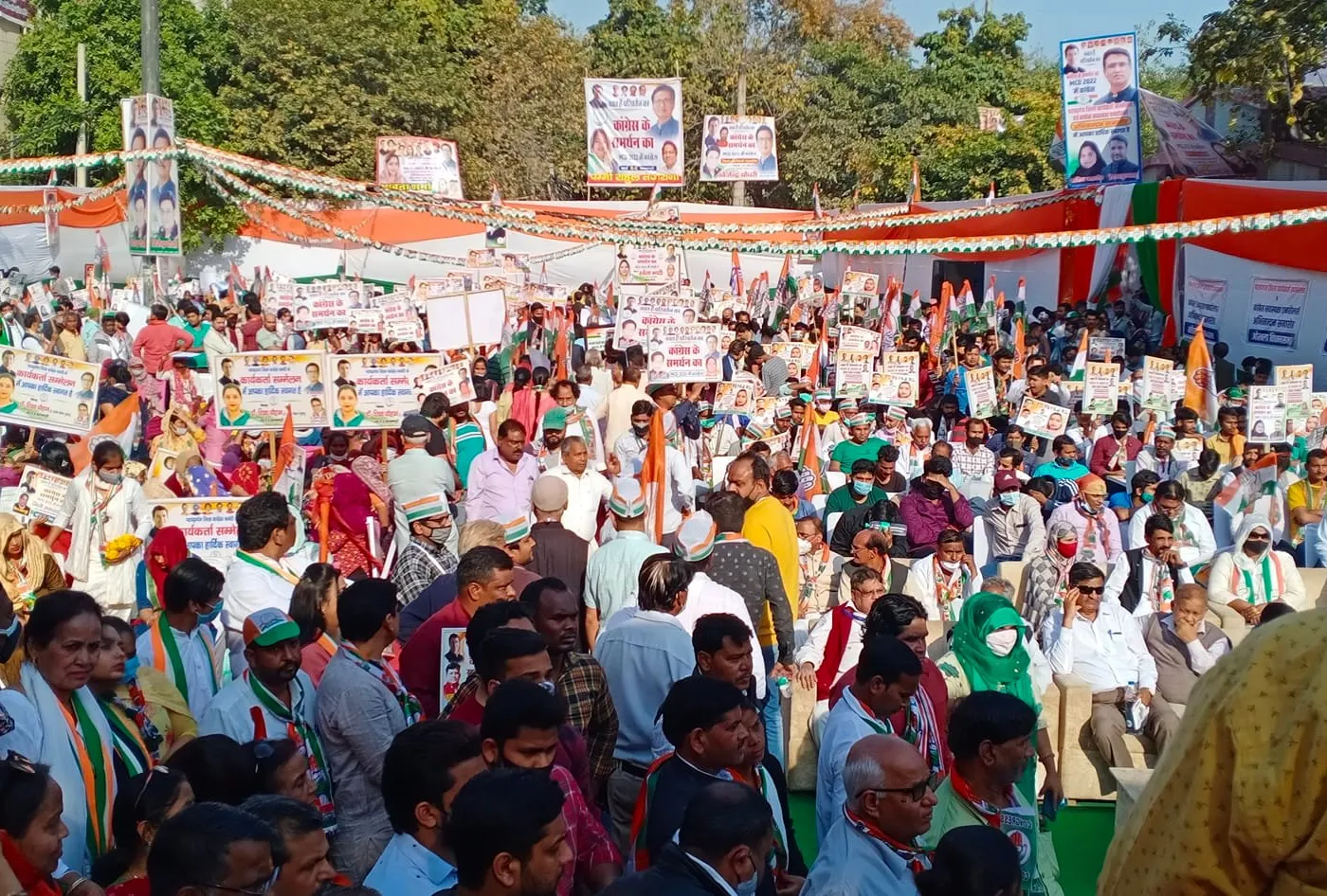 पटपड़गंज जिला कार्यकर्ता सम्मेलन एवं सदस्यता एनरोलर्स सम्मान समारोह — तस्वीर 10 में से 13