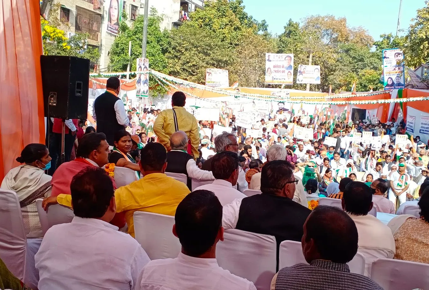 पटपड़गंज जिला कार्यकर्ता सम्मेलन एवं सदस्यता एनरोलर्स सम्मान समारोह — तस्वीर 13 में से 13