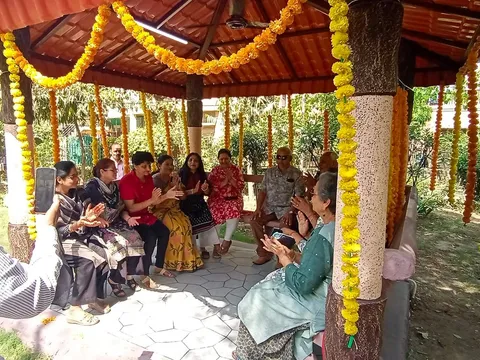 ट्राएंगल पार्क, सिद्धार्थ एंक्लेव में सीनियर सिटीजन हट का उद्घाटन — 9