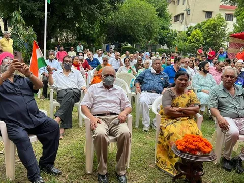 75वें स्वतंत्रता दिवस के अवसर पर चार पार्कों में ध्वजारोहण — 4