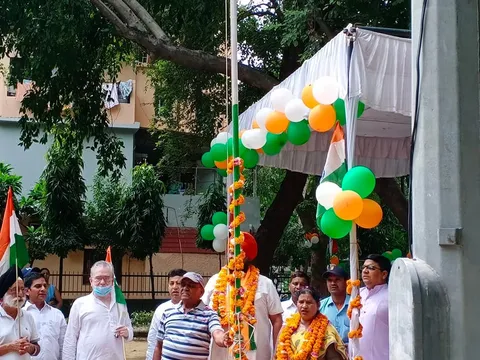75वें स्वतंत्रता दिवस के अवसर पर चार पार्कों में ध्वजारोहण — 13