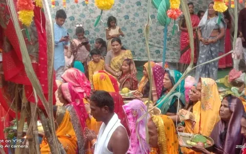 वार्ड 143 के घाटों पर छठ पर्व मनाया गया