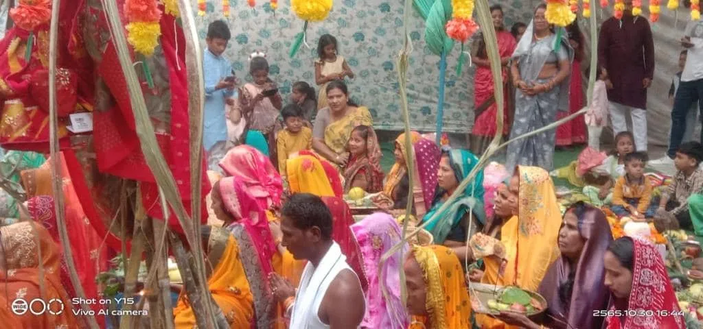 वार्ड 143 के घाटों पर छठ पर्व मनाया गया — तस्वीर 2 में से 14