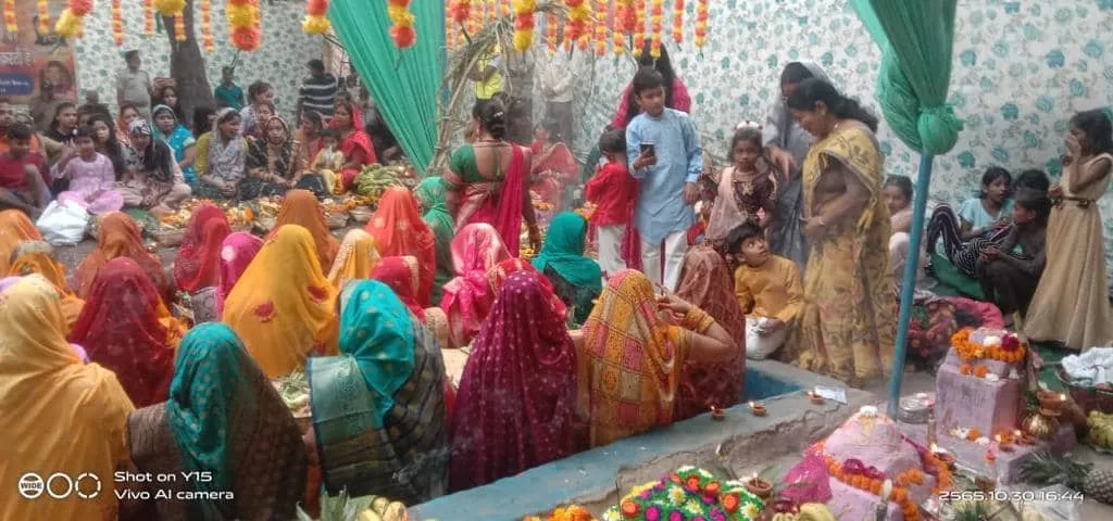 वार्ड 143 के घाटों पर छठ पर्व मनाया गया — तस्वीर 5 में से 14