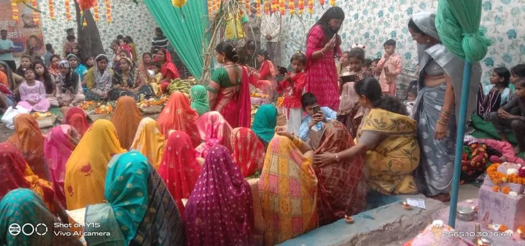 वार्ड 143 के घाटों पर छठ पर्व मनाया गया — तस्वीर 7 में से 14