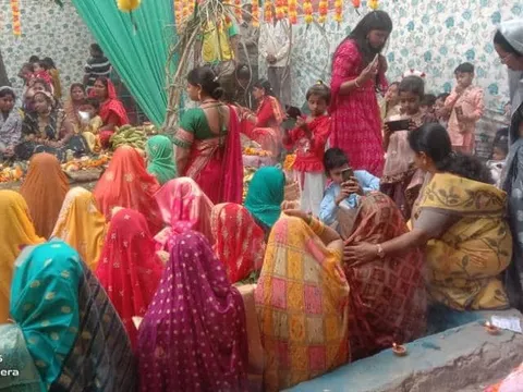 वार्ड 143 के घाटों पर छठ पर्व मनाया गया — 7