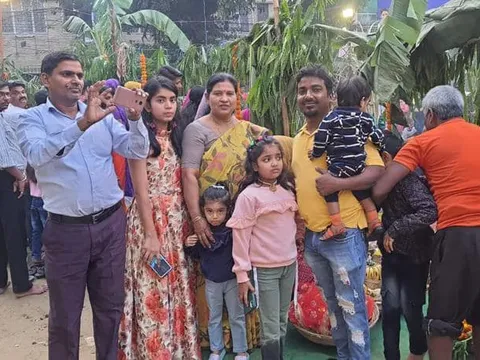 वार्ड 143 के घाटों पर छठ पर्व मनाया गया — 11